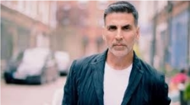 In the fight against the Corona Virus, Akshay Kumar proves himself a Real Hero