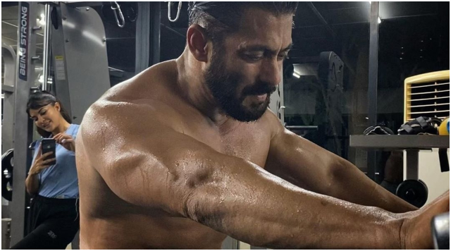 Salman Khan Shared his “Sneak Peek” photo with Jacqueline Fernandez