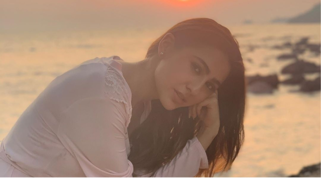 Sara Ali Khan shows off her new flank with this graceful traditional performance