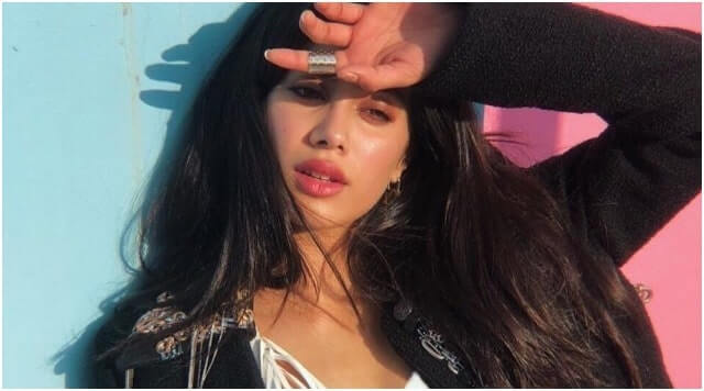 Janhvi Kapoor Sun-kissed Pictures In Sensuous Western Outfit.