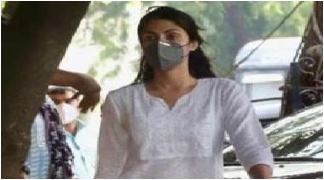 Rhea Chakraborty Conducted Yoga Classes In Byculla Jail Said Her Lawyer.