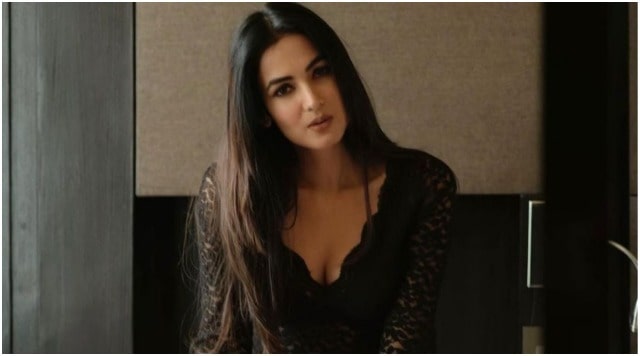 Sonal Chauhan’s Lacy Sundays Are Your Mood Booster.