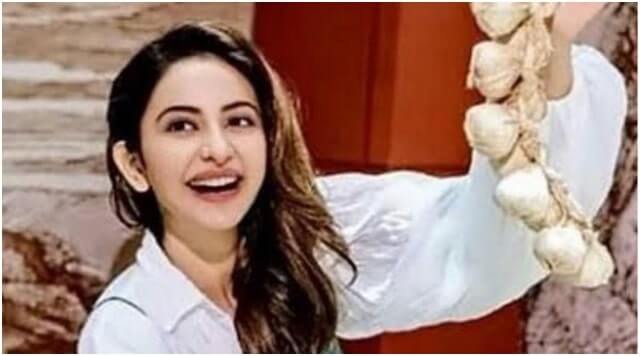 Rakul Preet Singh Celebrating The Vegan Day With A Vegetables Filled Snaps.