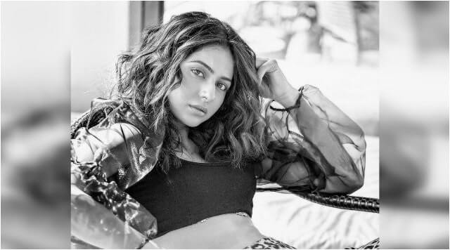 Rakul Preet Singh Is A Stunner, She Proved With This Hot Mini Skirt In Monochrome Picture.