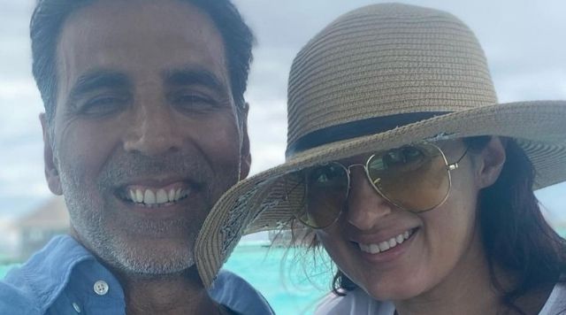 Akshay Kumar And Twinkle Khanna Giving Some Major Couple Goals In Latest Selfies.