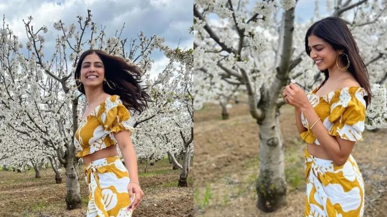 Malavika Mohanan Is Having An SRK Moment Enjoying Her Summer Holiday.