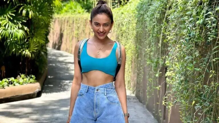 Rakul Preet Singh Shares New Photos From Her Phuket Vacation.