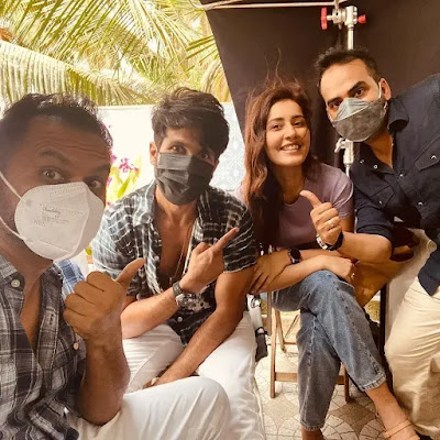 Farzi team on sets