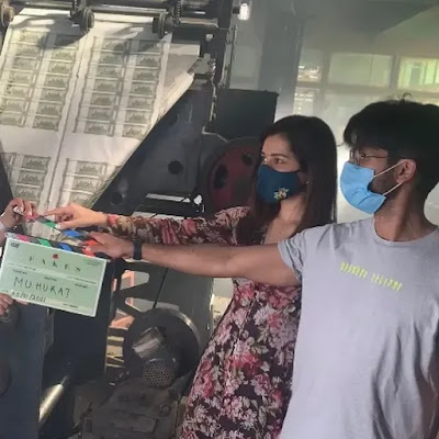 Raashi and shahid kapoor at Farzi muhurat shoot