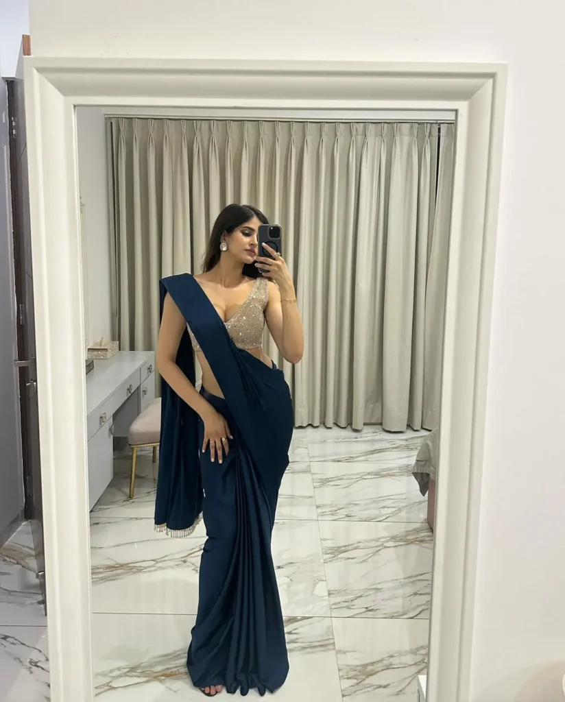 Bollywood actress in saree